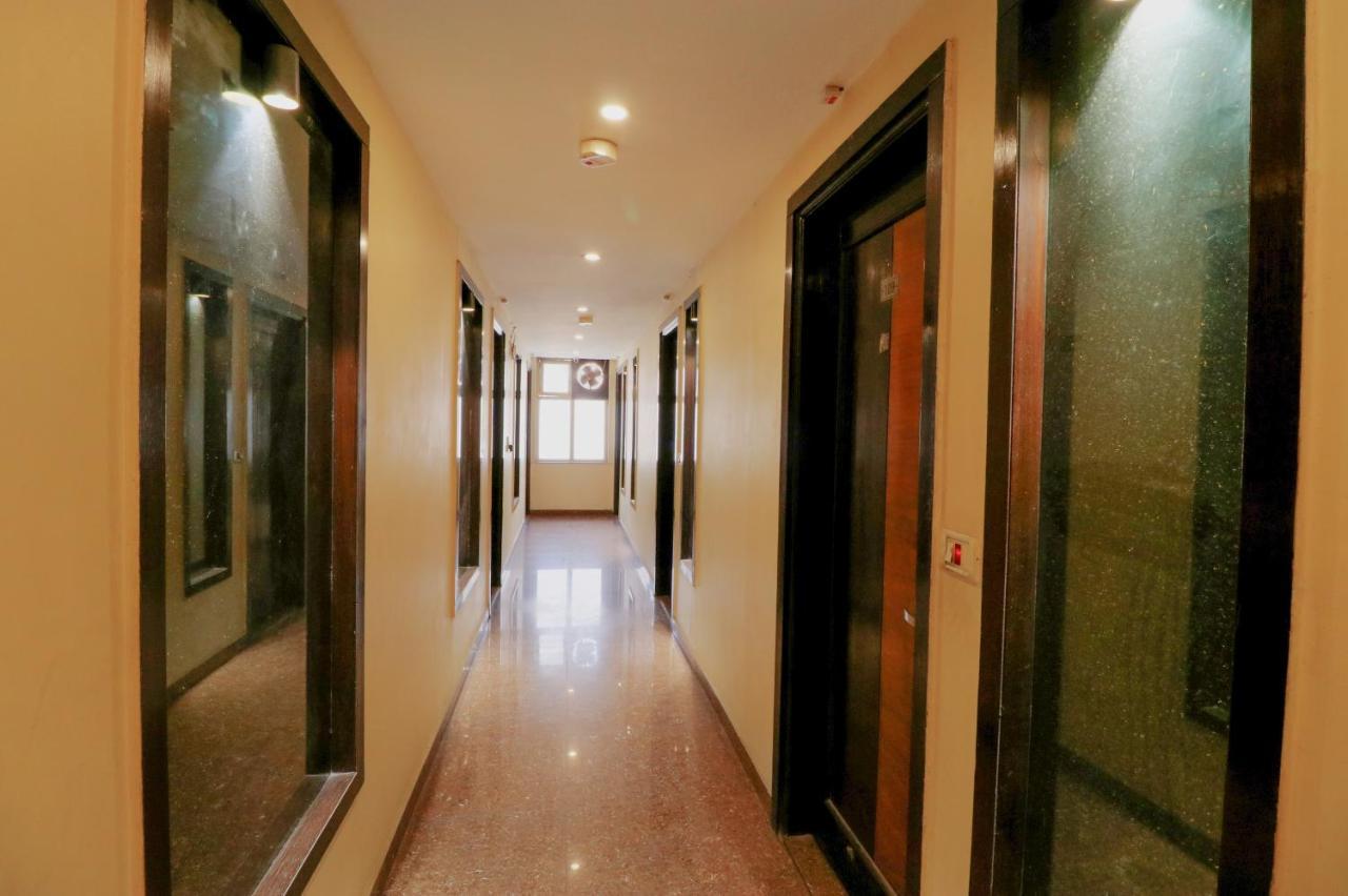 Hotel The Aira Delhi 4*